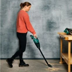 VONROC Potente Aspirabriciole-aspiratore Portatile VPOWER 20V. Include 2 Batterie 2.0Ah, Caricatore, Contenitore Da 0,5 Litri, 3 Ugelli Ed Estensione -Rowenta Negozio 30085934 4